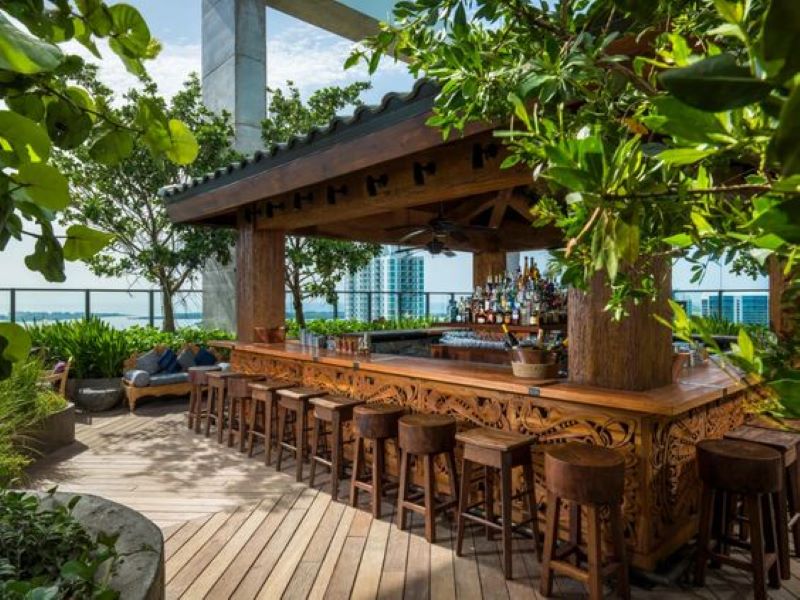 quầy bar ngoài trời đẹp