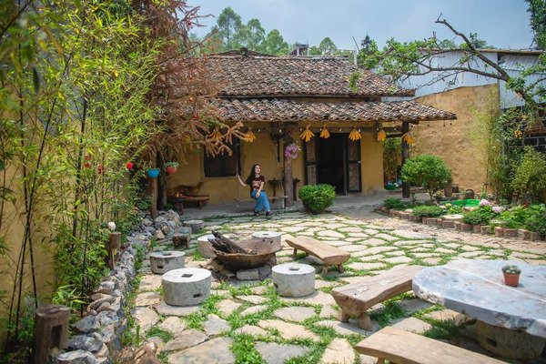 Khung cảnh ngoạn mục của Đồng Văn từ homestay sẽ khiến bạn say đắm