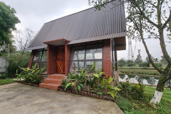 Nhà vườn homestay mang đến không gian riêng tư và thoải mái, giúp bạn thư giãn và tận hưởng sự yên bình giữa thiên nhiên