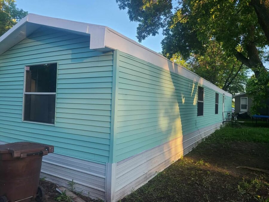 Single Wide Mobile Home with 2 Master Bedrooms