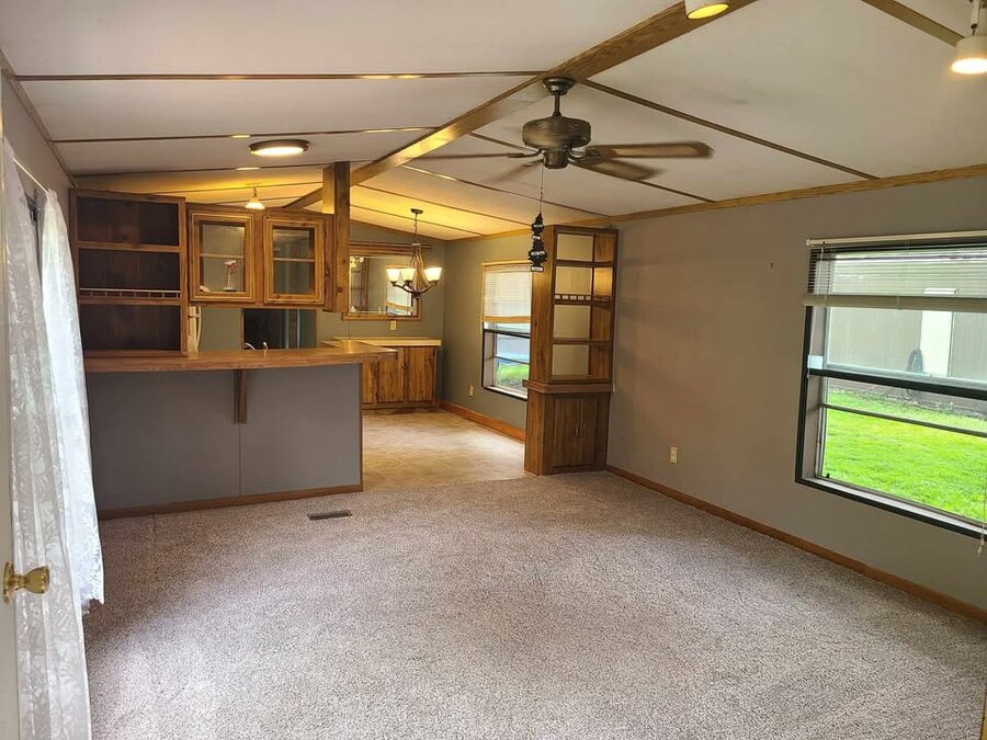 Single Wide Mobile Home with 2 Master Bedrooms