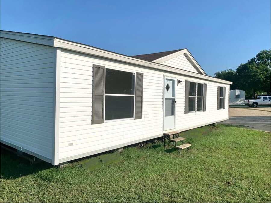 3 bedroom mobile home